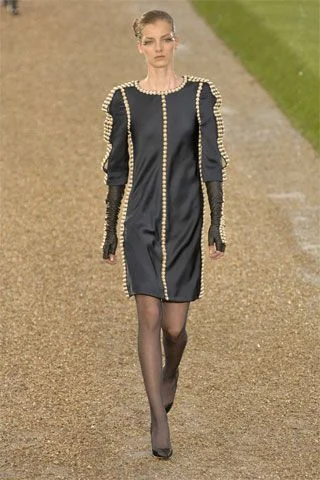 Look 18